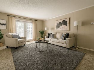 Wind Crest Apartments & Townhomes, Murfreesboro, TN 37130