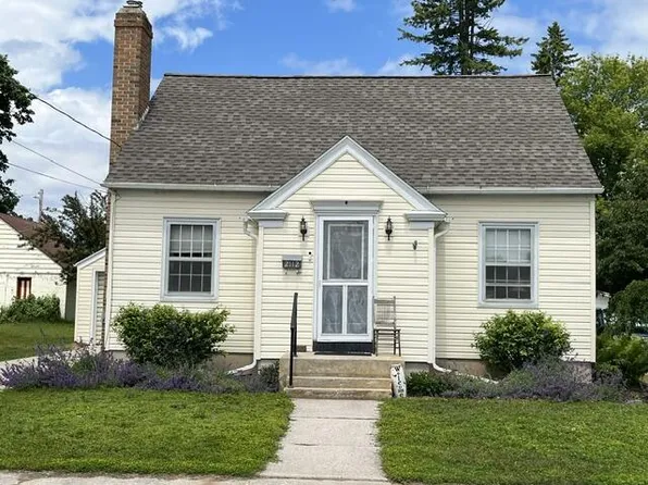 2112 30 STREET, Two Rivers, WI 54241
