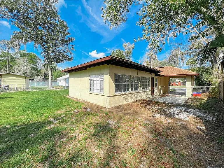 319 NW 16th Ave — Photo 46