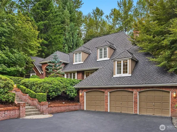 16701 Saybrook Drive NE, Woodinville, WA 98077