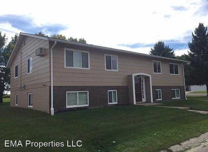 1st image of 1404 Highview Dr APT 3