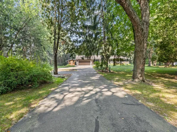 6775 Glacier DRIVE, West Bend, WI 53090