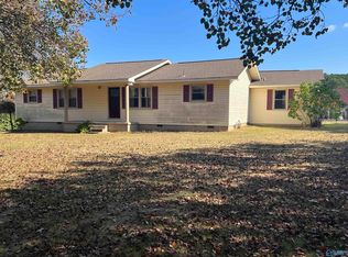 210 Rowan Dr, Boaz, AL 35956