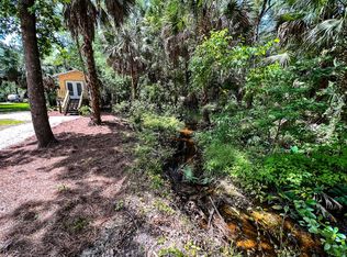 1910 Jr Howell Rd NE, Steinhatchee, FL 32359