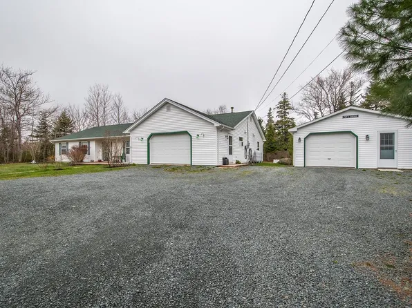 109 Lisa Ann Dr, Lawrencetown, NS B2Z 1E7