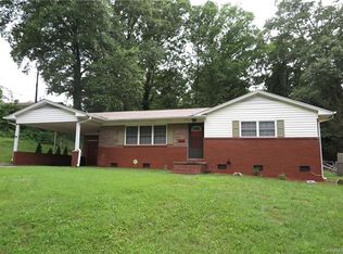 813 Paramount Cir, Gastonia, NC