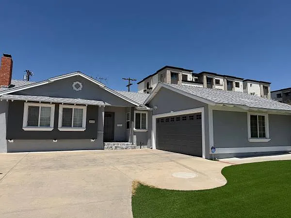 6 bed, 2567 sqft, $1,250 — Photo 2