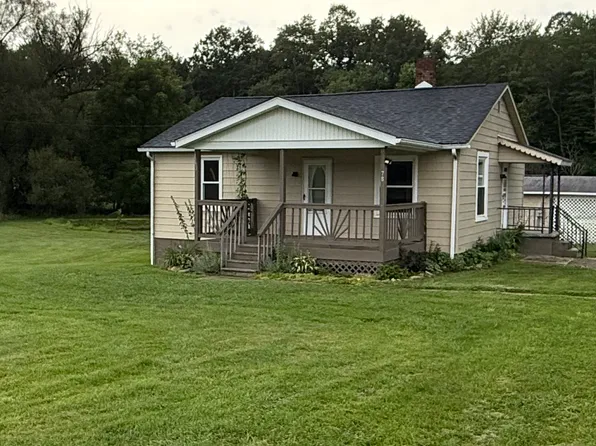 130 Cunkleman Rd, Kent, PA 15752