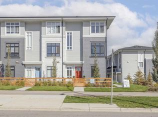 425 N Belmont Ave SW, Calgary, AB T2X 4H7