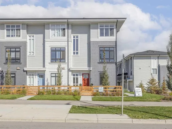 425 N Belmont Ave SW, Calgary, AB T2X 4H7