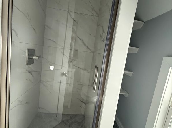 146 Mulberry St Floor 2