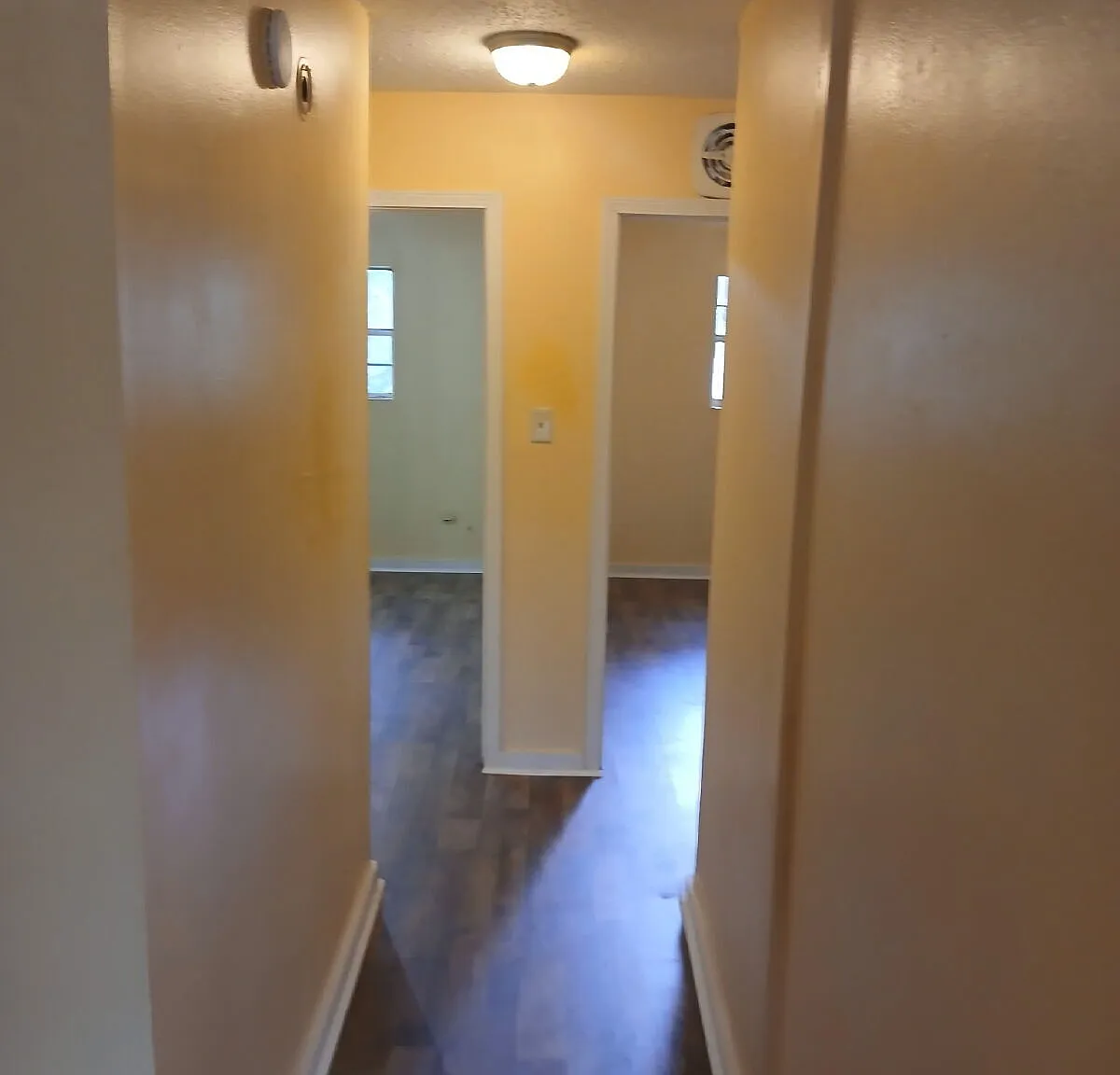 2 bed, 660 sqft, $700 — Photo 3