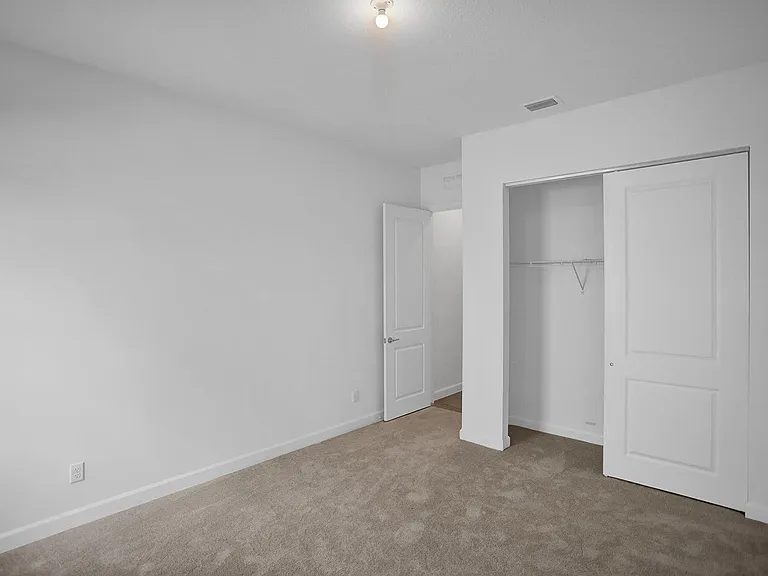 19411 Broad Shore Walk — Photo 19