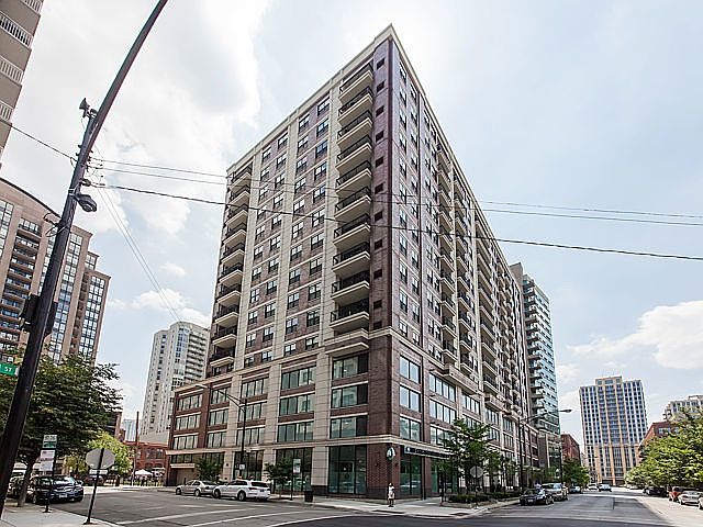 1st image of 451 W Huron St Unit 1112
