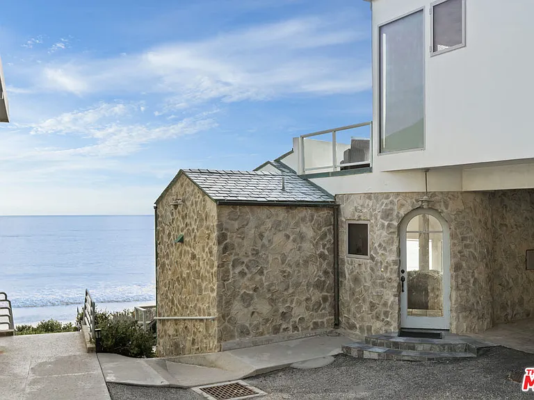 33334 Pacific Coast Hwy — Photo 1
