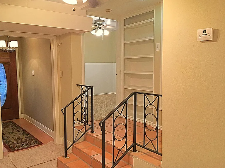 918 Briarcliff Dr — Photo 5