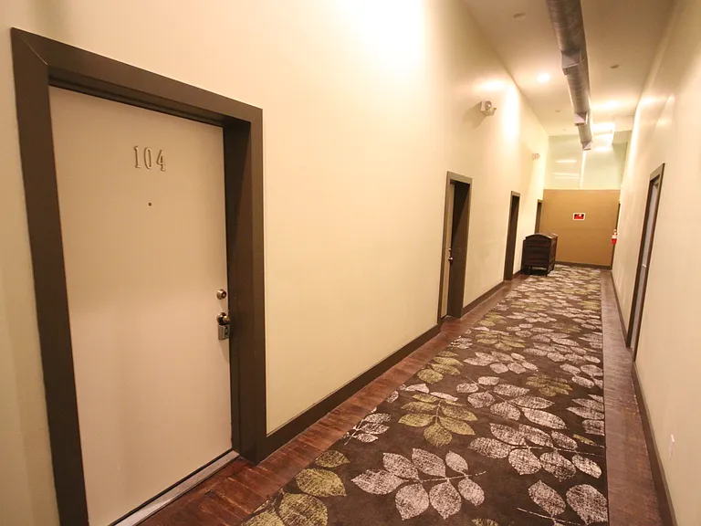 321 S Flores St #104 — Photo 11