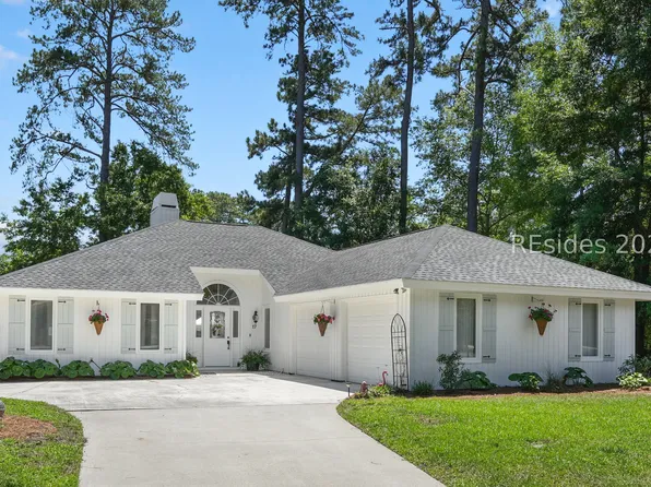 17 Pipers Pond Rd, Bluffton, SC 29910