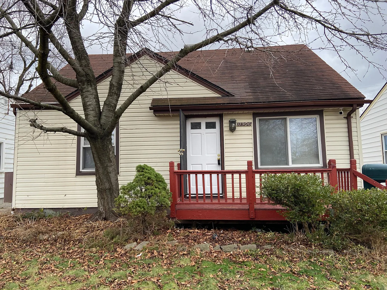 3 bed, 906 sqft, $1,475 — Photo 2