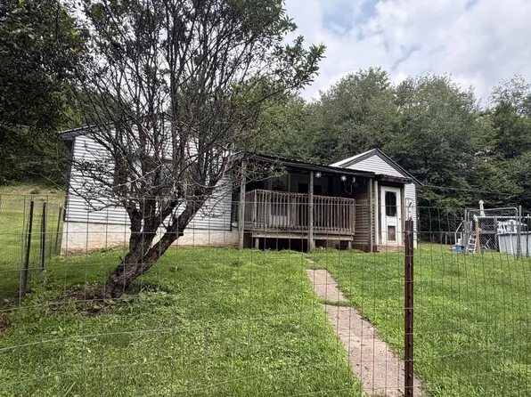 1396 Bark Shanty Rd, Austin, PA 16720