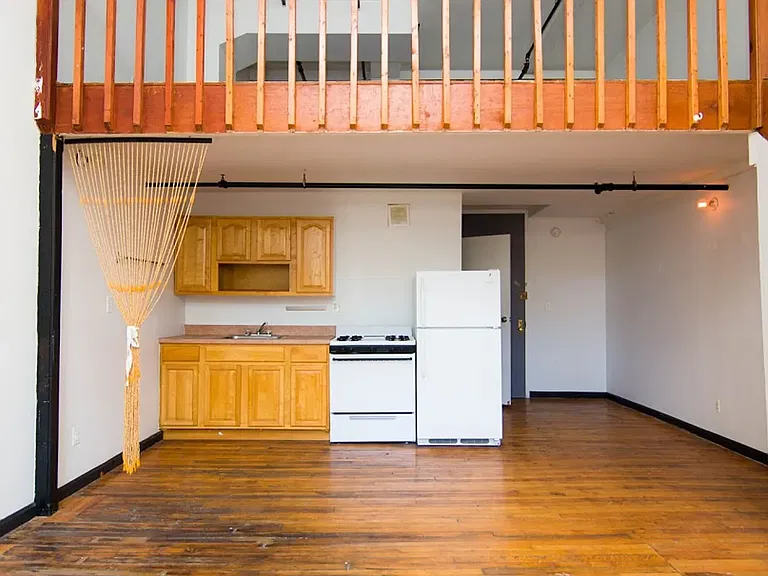 Studio apartment for rent in Bushwick