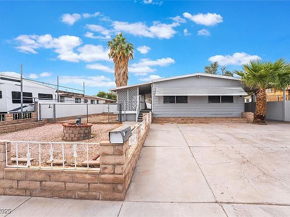 3rd image of 3627 Becerro Dr