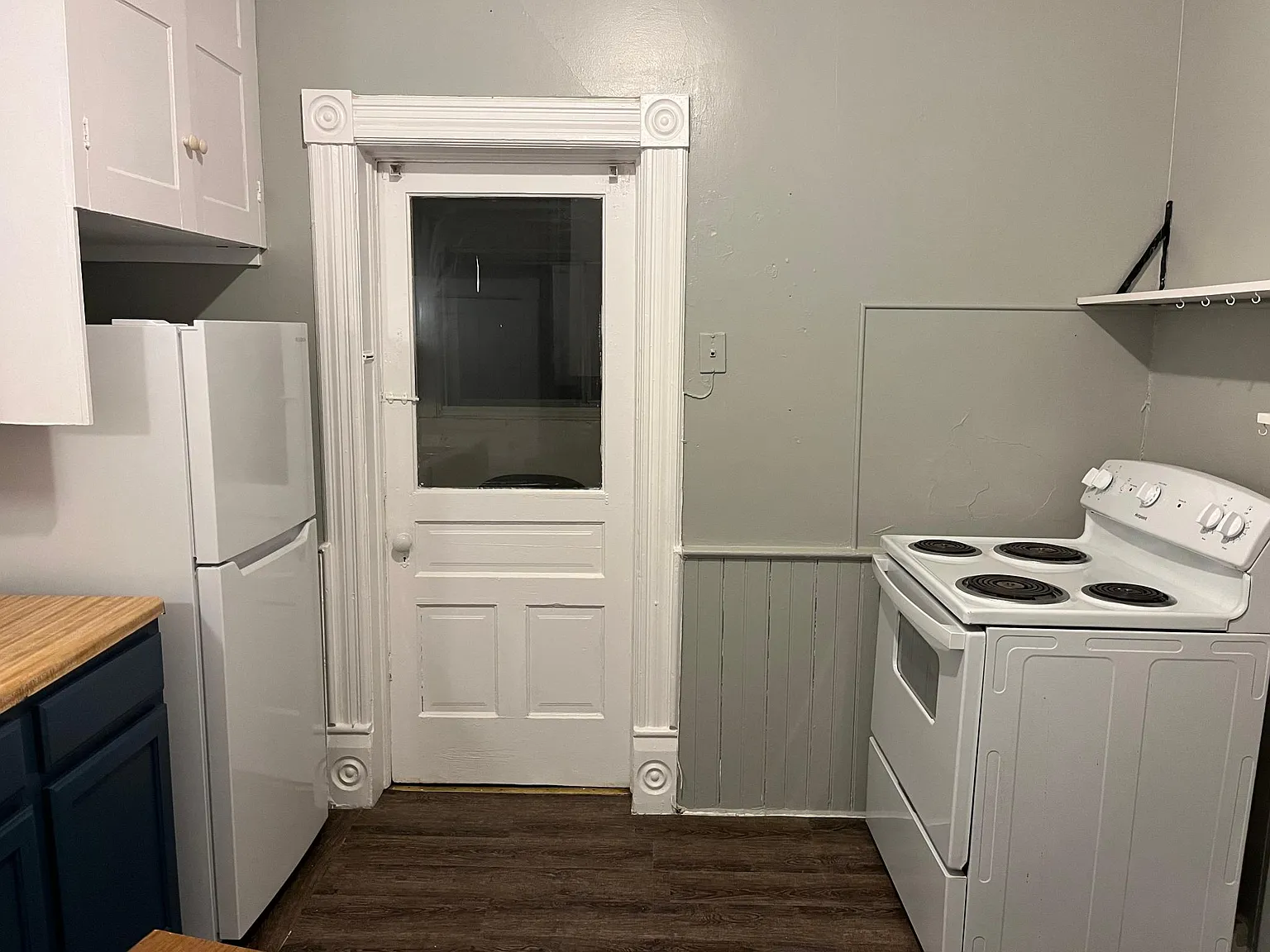 216 W Madison St — Photo 3