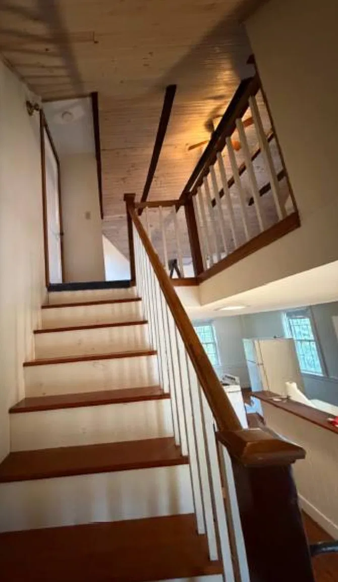 14 New London Rd — Photo 1