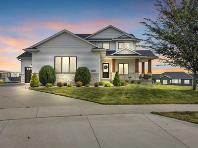 1702 Green Oak Cir, Tiffin, IA, 52340