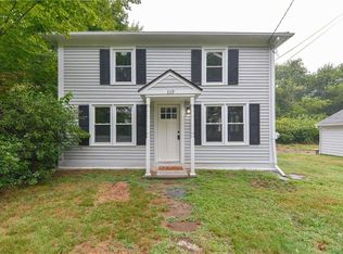 1519 Hope Rd, Hope, RI 02831