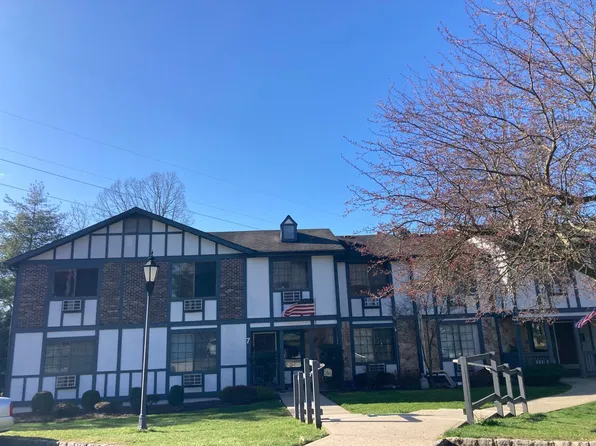 7H Vernon Ln, Chatham, NJ 07928