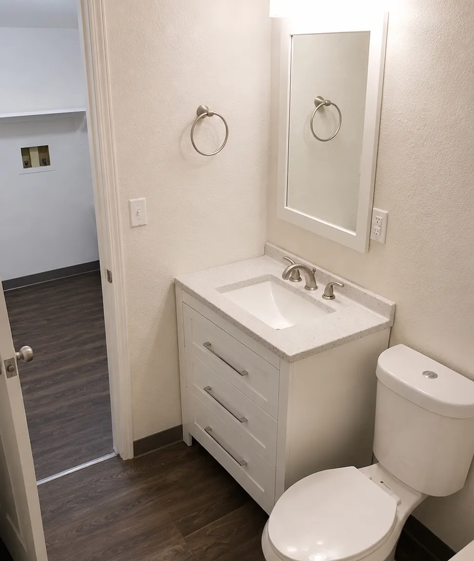 2 bed, 800 sqft, $1,700 — Photo 3