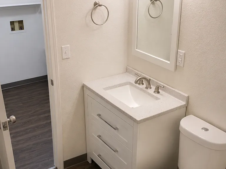 3815 NE Everett St — Photo 3
