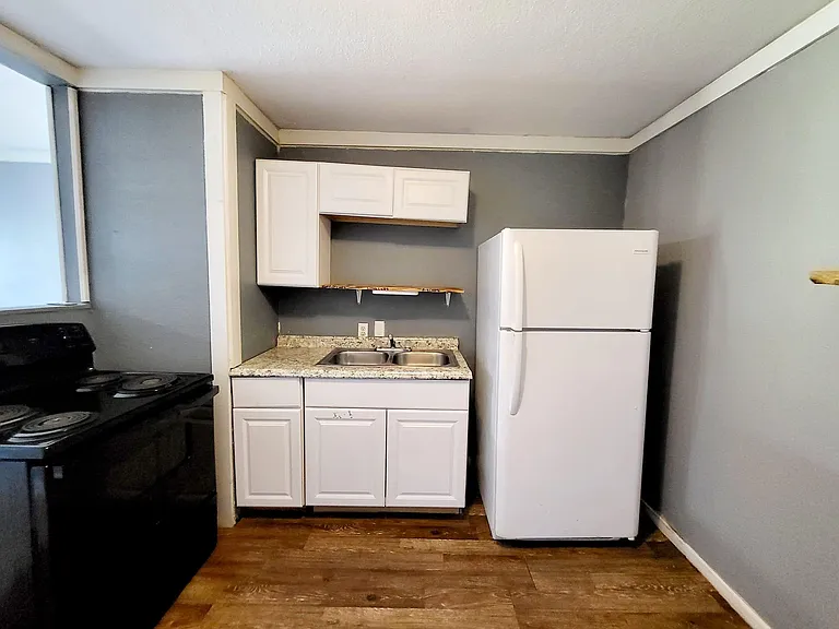 1503 Sycamore St #A — Photo 3