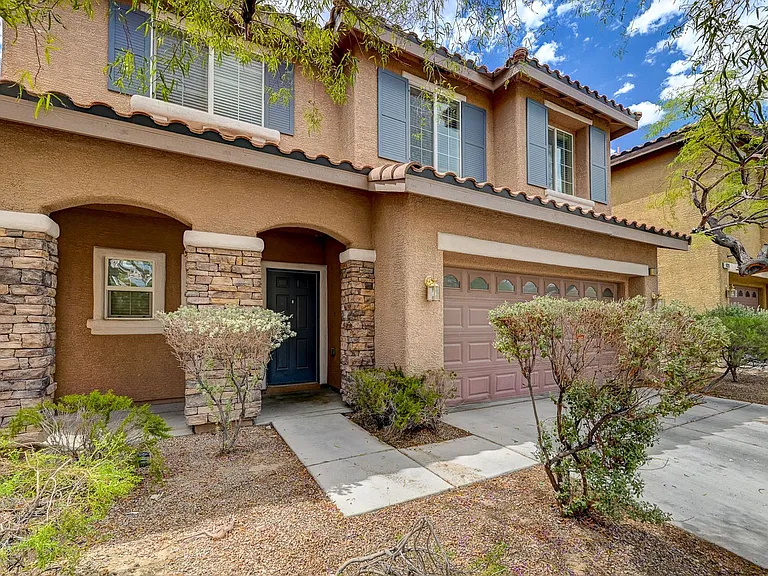 10299 Caverns Mouth Dr — Photo 4