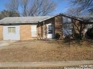 7443 Clear Water St, San Antonio, TX 78238