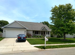 3720 Wexford Dr, Springfield, IL 62704