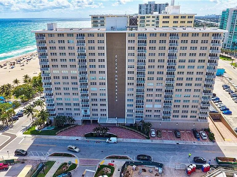 133 N Pompano Beach Blvd #108 — Photo 3