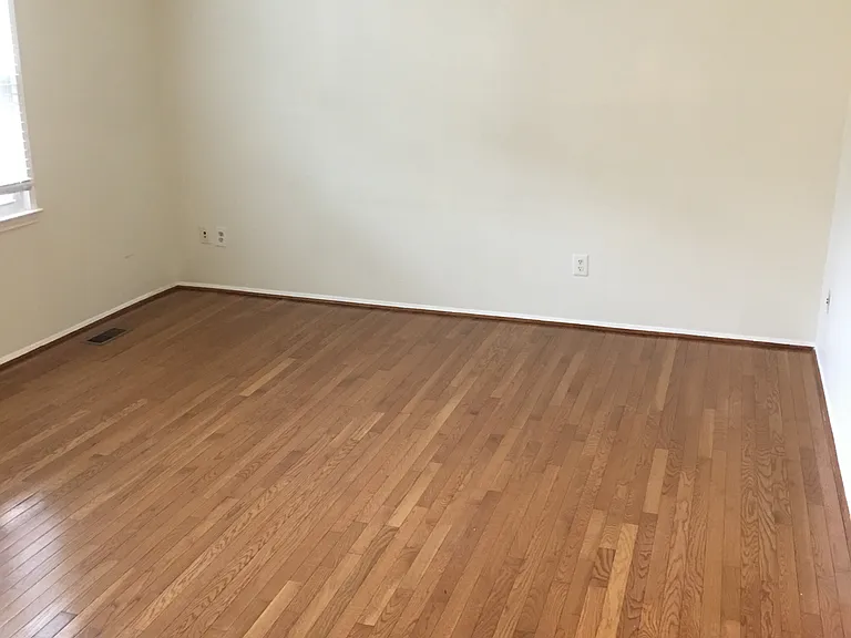 3351 Contessa Ct — Photo 2