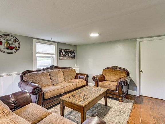 2nd image of 7 Susan Rd