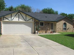 6549 Windrock Dr, Watauga, TX 76148