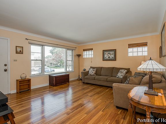 3rd image of 1426 Morgan Ave