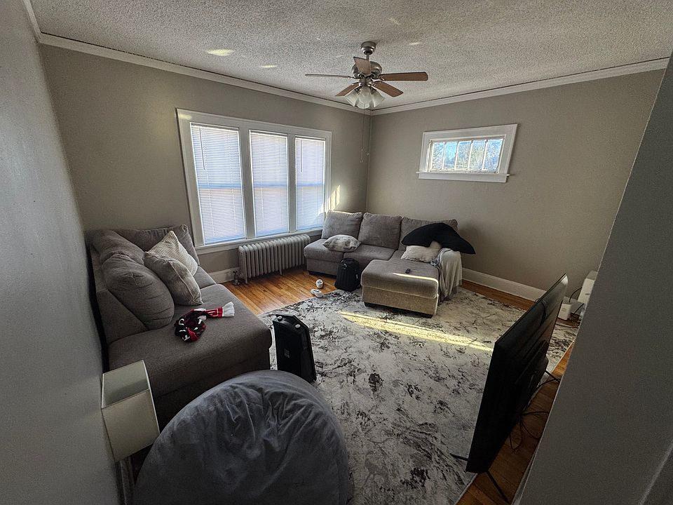 1st image of 1023 Grand Ave APT 8