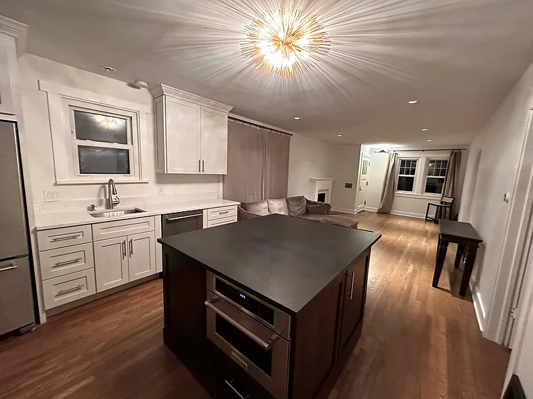 744 S York St — Photo 10