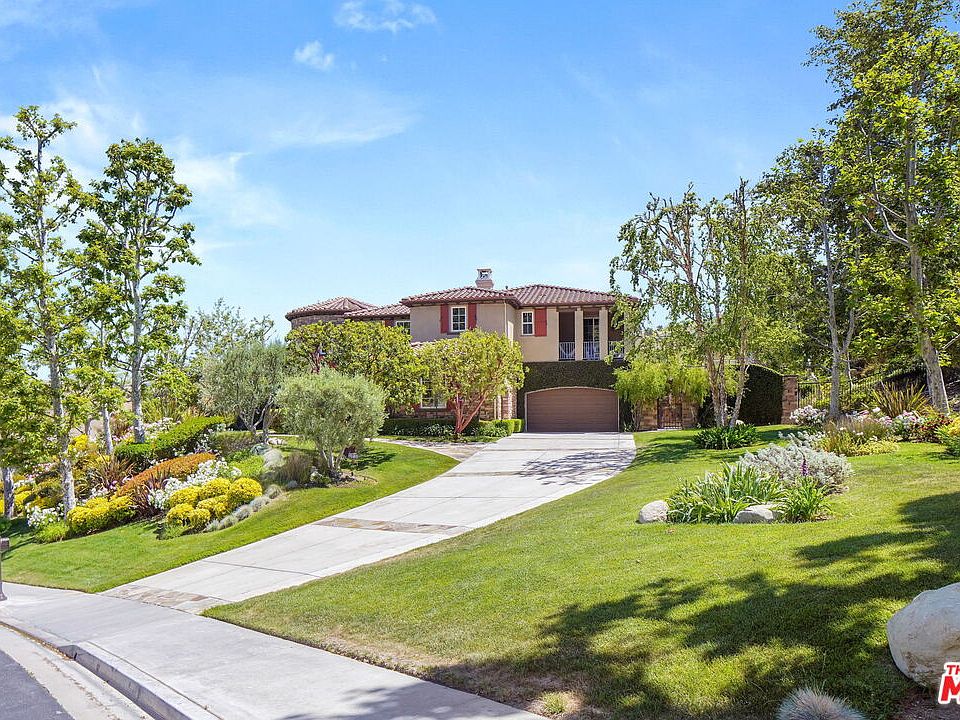 1st image of 26520 Mont Calabasas Dr
