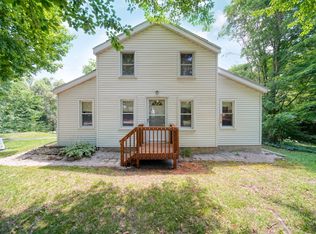 1533 E Munger Rd, Tecumseh, MI 49286