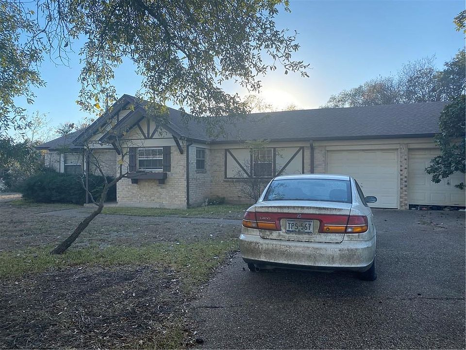 2nd image of 1500 Big Meadow Dr