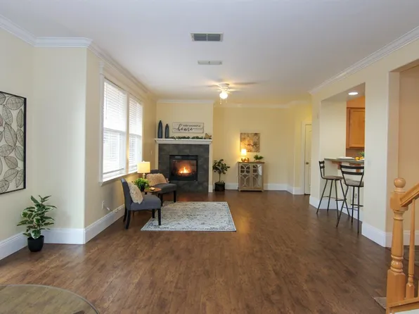1204 Rivage Cir, Folsom, CA 95630