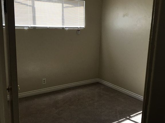 5th image of 4485 Illinois St APT 12