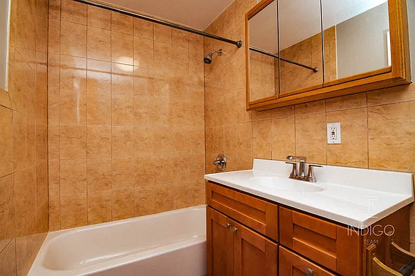 Rented by Compass | media 25